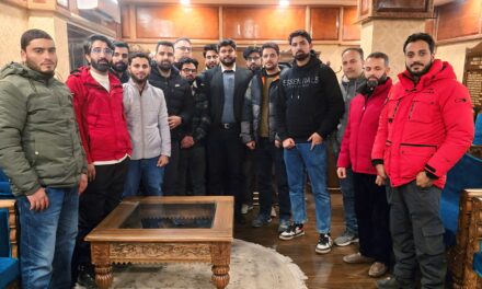 Deputy Commissioner Ganderbal Meets Newly Elected GPA Body, Applauds Transparent Election Process