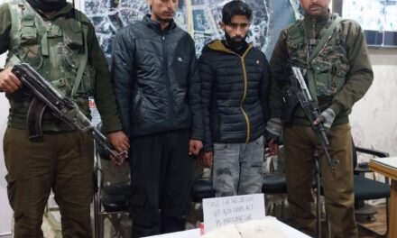 Srinagar Police arrests two drug peddlers, contraband substances recovered