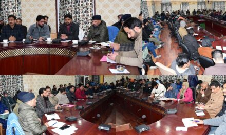 Weekly Block Diwas: DC Ganderbal listens to public grievances at Manasbal