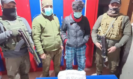 Police apprehends drug peddler and seizes contraband substance in Ganderbal.