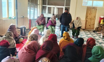 Good Governance Week:Handloom Department Kargil organizes awareness camp on departmental activities