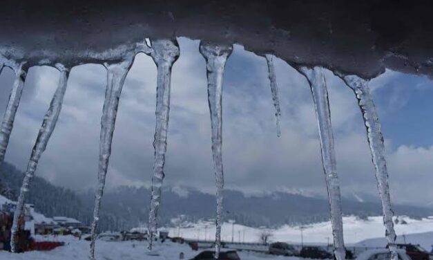 38-Year-Old Record Tumbles As Srinagar Records 2nd Coldest December Night Ever At -8.5°C