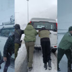 Police extend helping hand to the needy amid heavy snowfall in Ganderbal