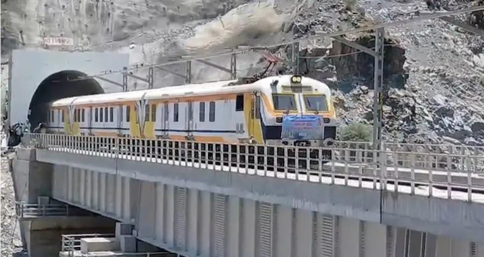 J&K: Railway safety commissioner starts inspection of Udhampur-Baramulla rail link