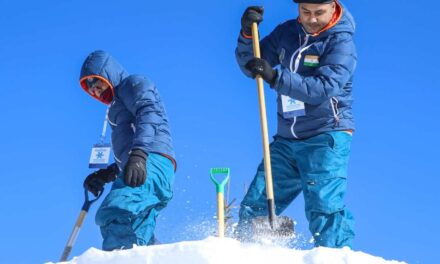 Baramulla Sculptor Leads India to 3rd Place in International Snow Sculpture Championship