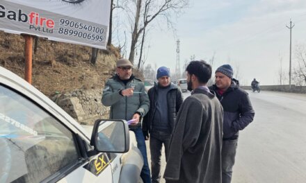 GST Enforcement Central Kashmir Conducts Surprise Naka at Nagbal Ganderbal; Dozens of Vehicles Penalised