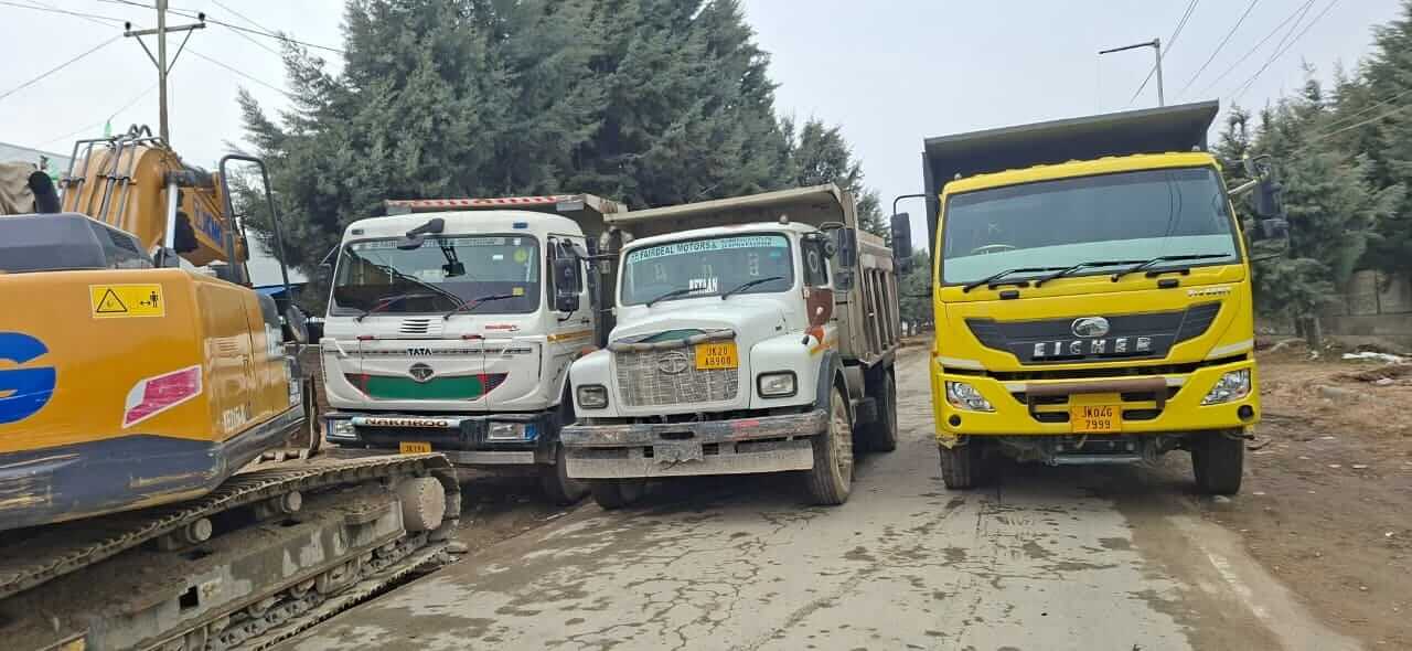 Action Against Illegal Mining Continues; Police Seizes 04 Vehicles In Pulwama, FIR Registered