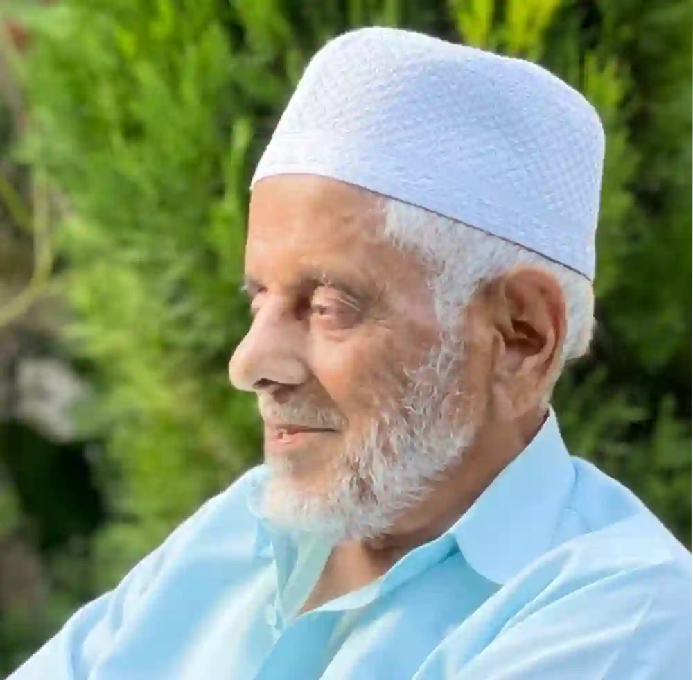 Peerzada-Ghulam-Ahmad-Shah-1