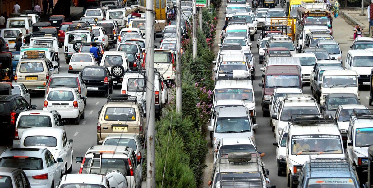 Srinagar Braces for Ashoora Procession; Traffic Police Issue City-Wide Advisory