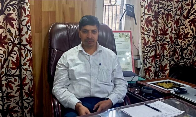 Exec Engineer Muzamil Maqbool Greets People on Eid al-Fitr