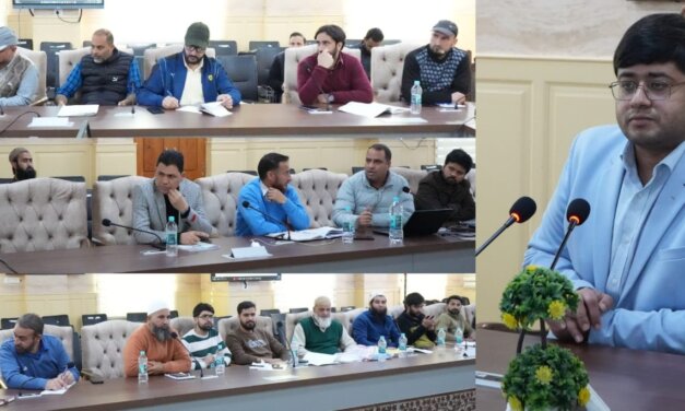 DC Ganderbal presides over Phase-I Census-2027 Training, stresses accuracy & coordination