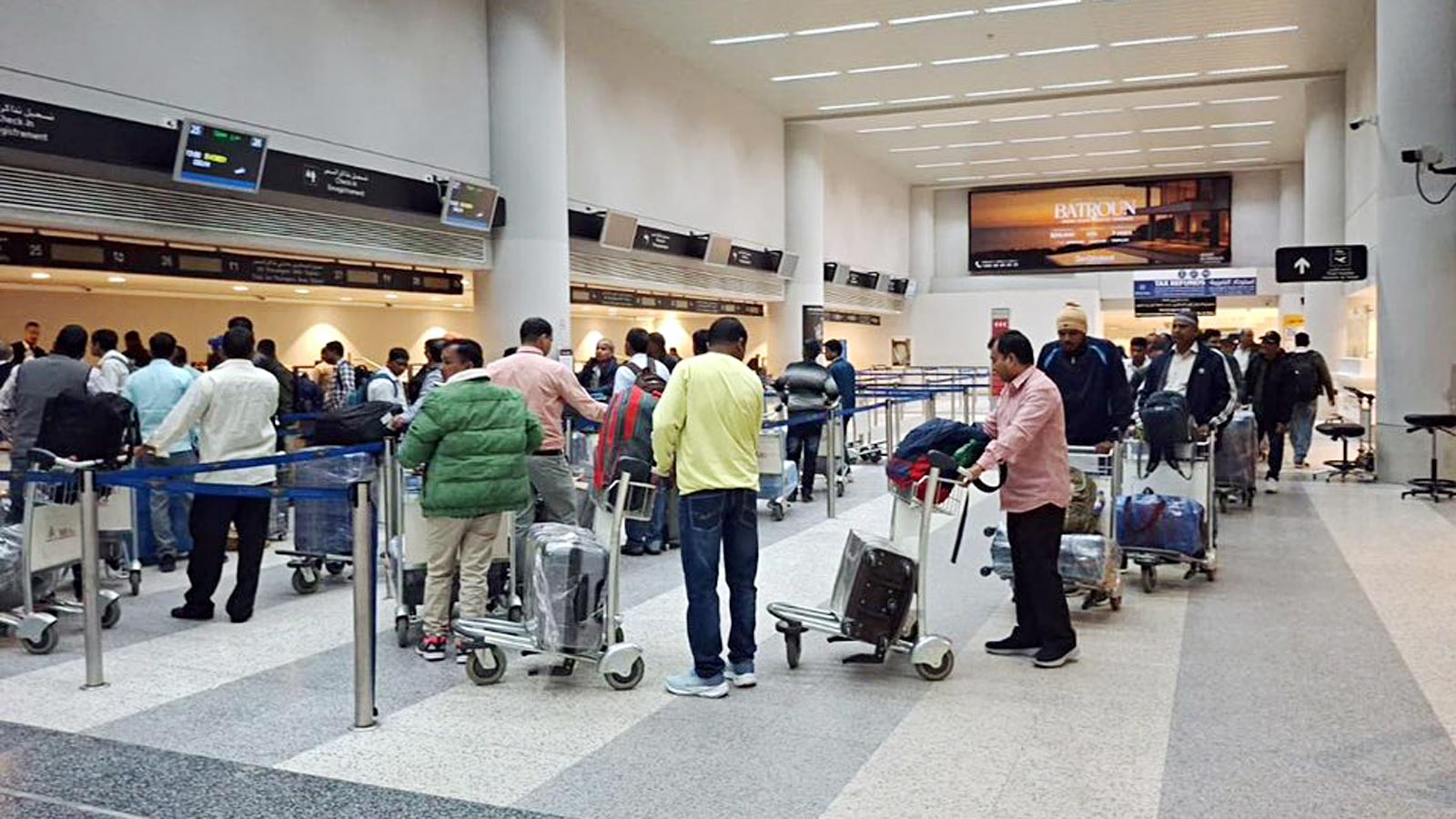 indians-return-airport