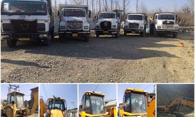 Police Conducts Night-Long Crackdown Against Illegal Mining; 7 Dumpers, 5 Tippers, 4 JCBs and 1 LNT Seized In Pulwama