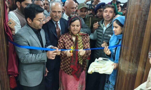 Health Minister Sakina Itoo Inaugurates MRI Unit at GMC Anantnag, Dedicates Modular OTs and Vitrectomy Machine