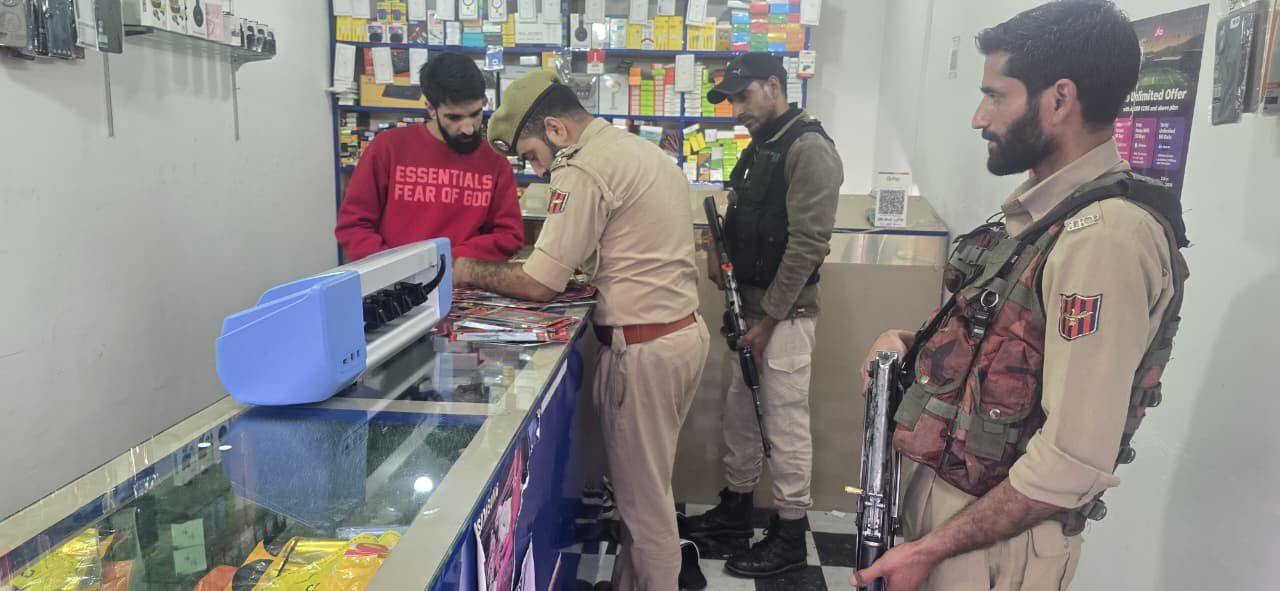 Medical Shops Checked, Narco Raids Intensified Under Nasha Mukt Jammu & Kashmir Abhiyaan in Kulgam