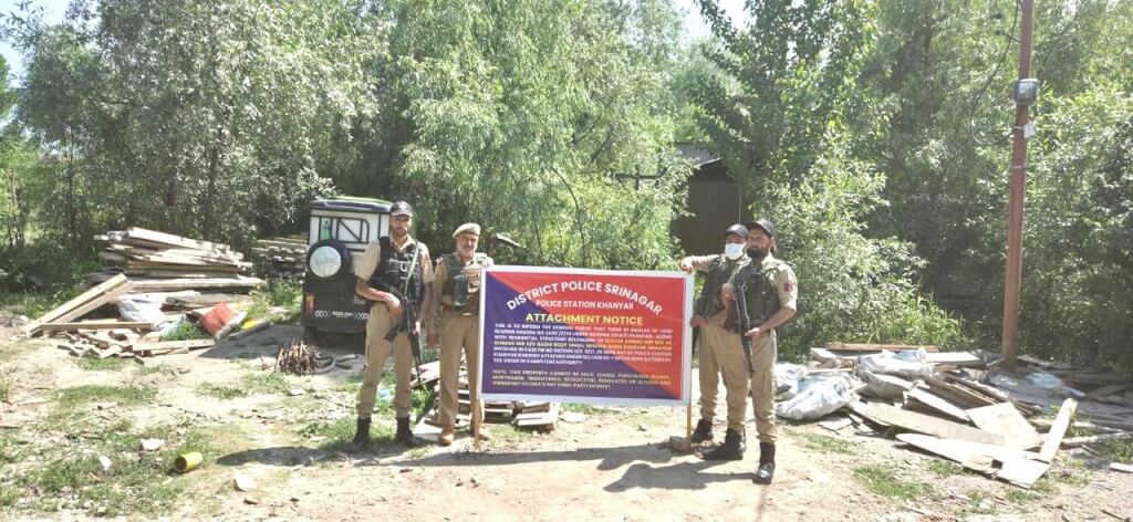 Srinagar Police Attaches Properties Worth ₹6 Crore of Notorious Drug Peddlers Under Nasha Mukt J&K Abhiyan