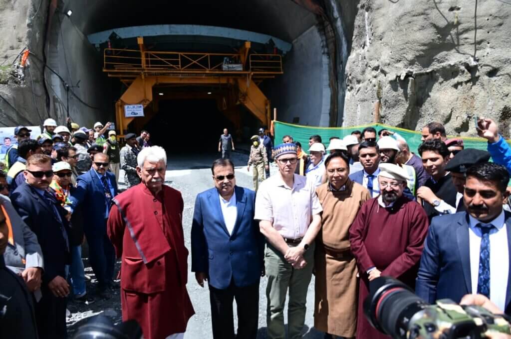 CM Omar Abdullah, Union Minister Nitin Gadkari jointly inspect progress of Zojila Tunnel project-9-3 CM Omar Abdullah Union Minister Nitin Gadkari jointly inspect progress of Zojila Tunnel project 9 3