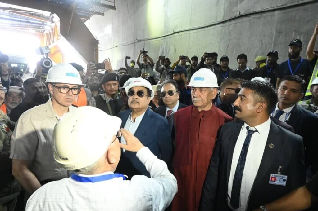 HLG Joins Zojila breakthrough ceremony (2) HLG Joins Zojila breakthrough ceremony 2