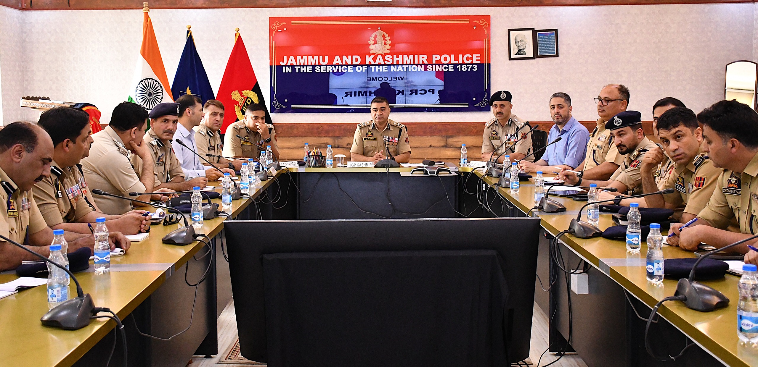 IGP Kashmir Briefs Zonal Officers and Sector Officers Ahead of Shri Amarnath Ji Yatra-2026