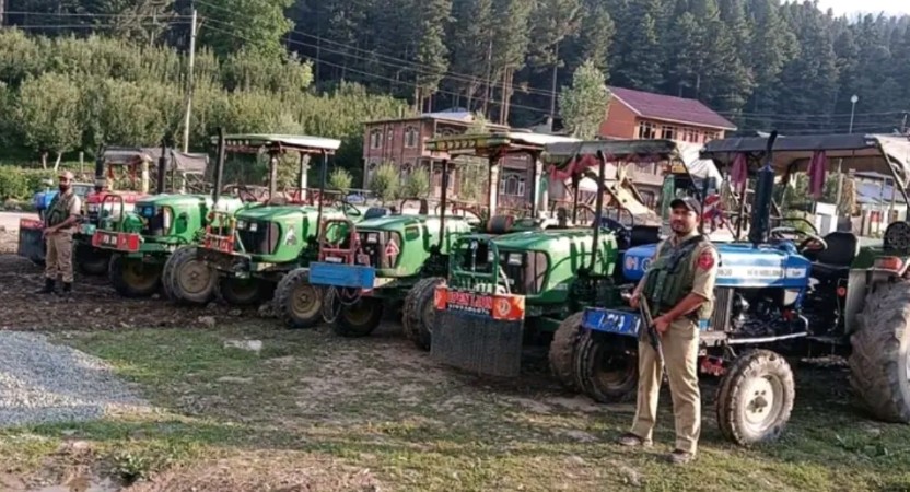 J&K police seizes 11 vehicles in Shopian & Pulwama; 04 FIRs registered