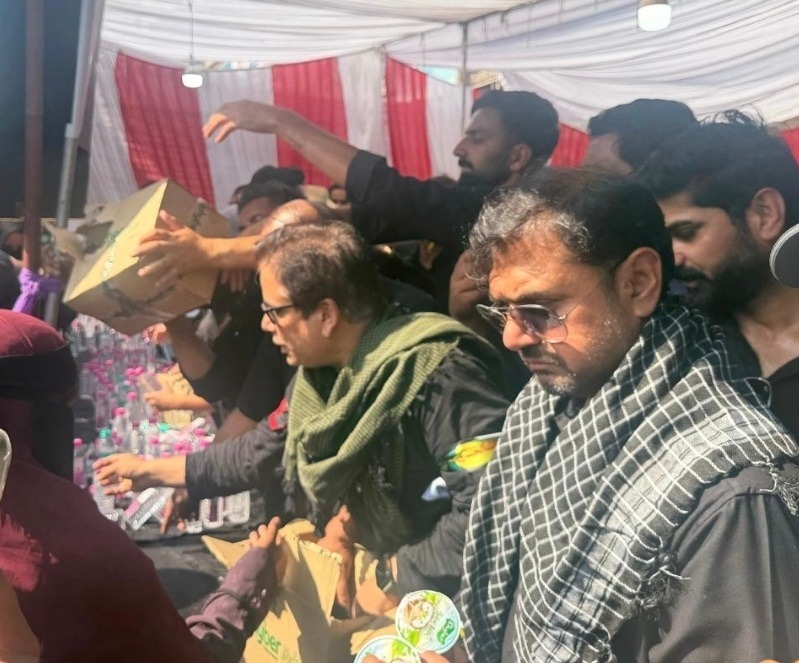 Satish Sharma joins Ashura procession at Zadibal; pays tribute to Imam Hussain (AS)