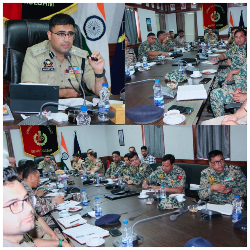 SSP Kulgam chairs security review meeting ahead of Shri Amarnath Ji Yatra SSP Kulgam chairs security review meeting ahead of Shri Amarnath Ji Yatra