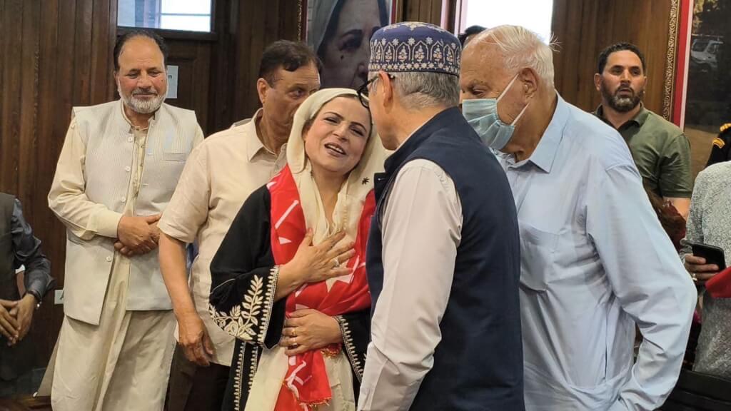 Wife of Former Deputy Chief Minister Muzaffar Hussain Baig Joins National Conference