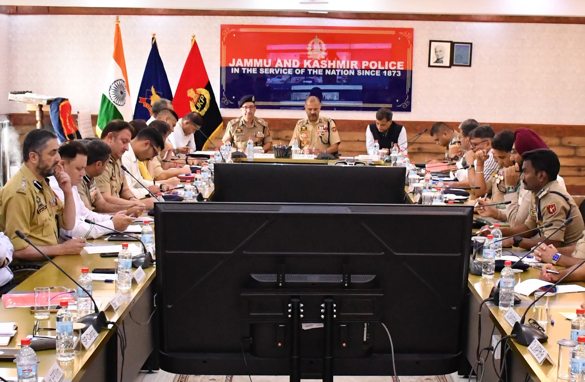 DGP Chairs Security Review at PCR Kashmir, Calls for Stronger Security Grid and Weather Readiness
