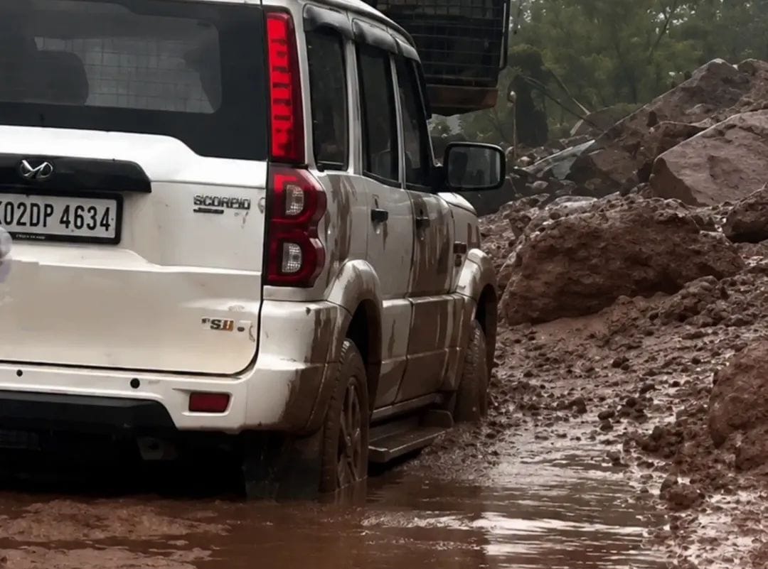 MP Mian Altaf escapes unhurt after landslide hits vehicle on Jammu-Poonch highway