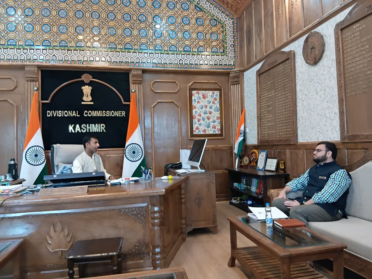 Aga Syed Muntazir Mehdi Raises Hokarsar Demarcation Concerns with Divisional Commissioner