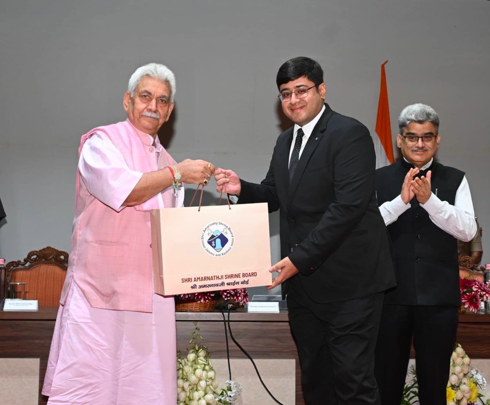 Lieutenant Governor felicitates officers of SASB, Administration, Army, CAPFs, J&K Police, BRO, medical professionals, service providers, and other stakeholders for successful conduct of Shri Amarnath Ji Yatra-2026