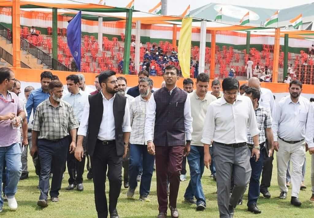 Div Com Kashmir inspects preparations for Independence Day Celebrations at Bakshi Stadium