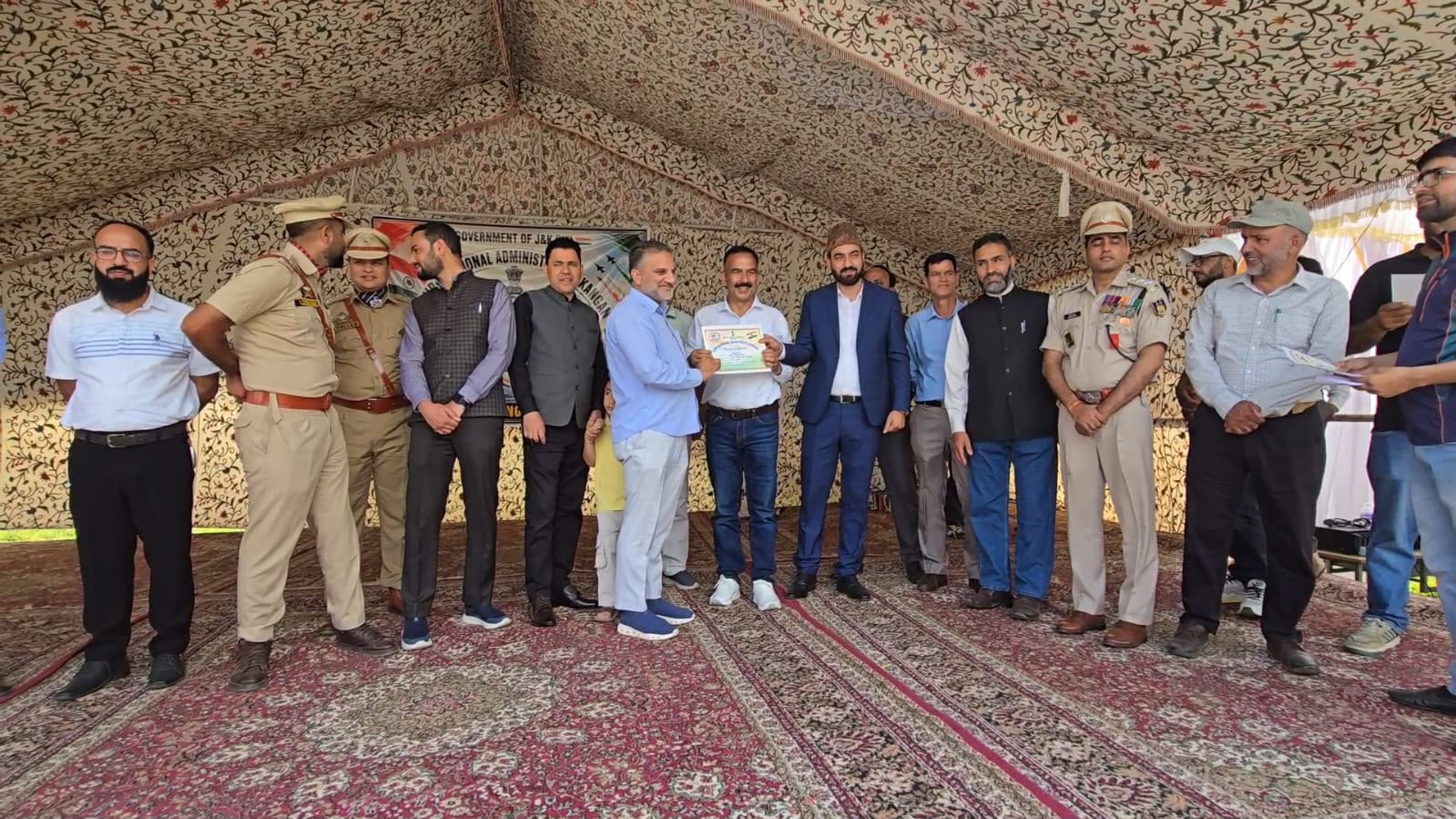 Food Safety Officer Fayaz Ahmad Bhat Felicitated for Exemplary Service During Amarnath Yatra