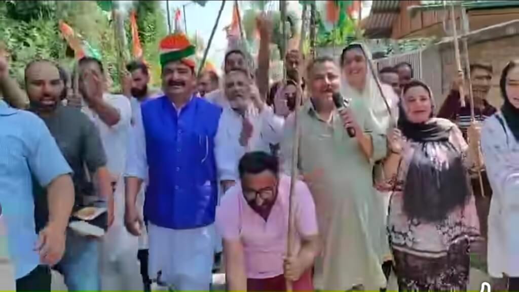 J&K BJP distances itself from objectionable slogans at Anantnag rally