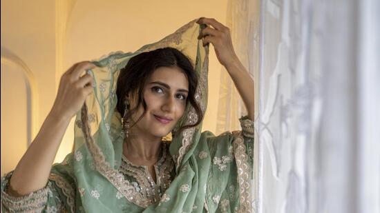 Cultural festivals bring people together: Actor Fatima Sana at IFFJK