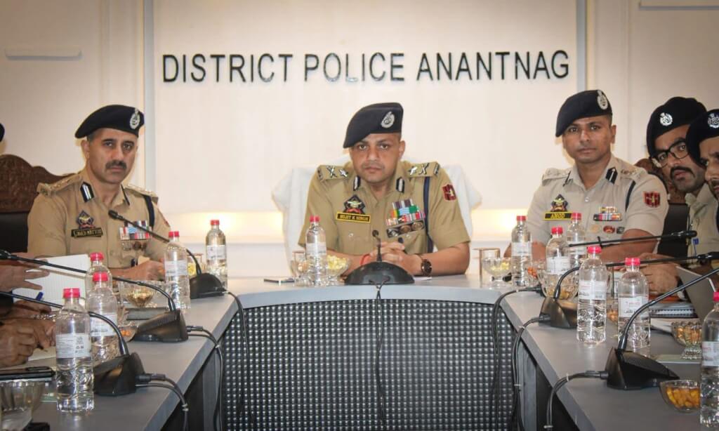 IGP Kashmir Shri Sujit Kumar-IPS Reviews Security & Crime Situation in Anantnag