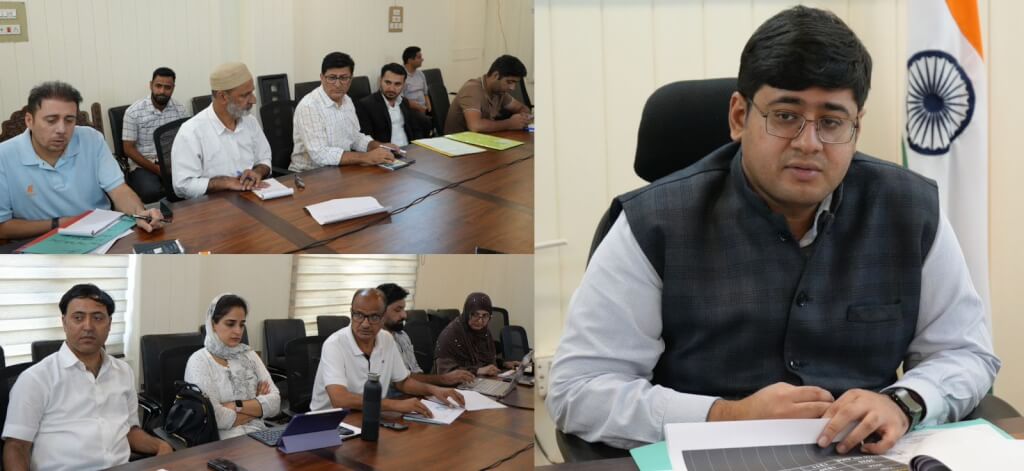 DC Ganderbal Reviews Action Plan for Rabies Elimination, Directs Coordinated Measures