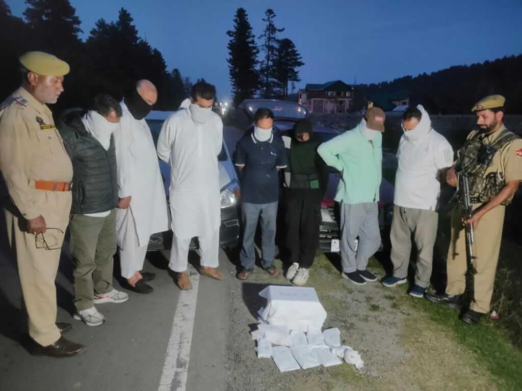 *“Trath Gola” Deal Lands 7 in Police Net; ₹5 Lakh Cash Recovered in Shopian