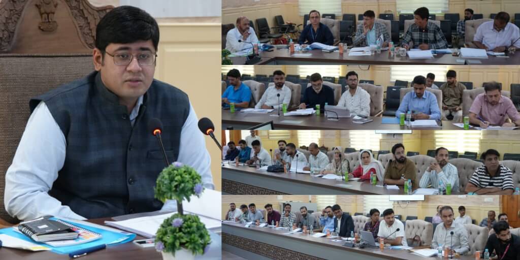 DC Ganderbal Chairs DLRC/DCC Meeting for Quarter Ending June 2026