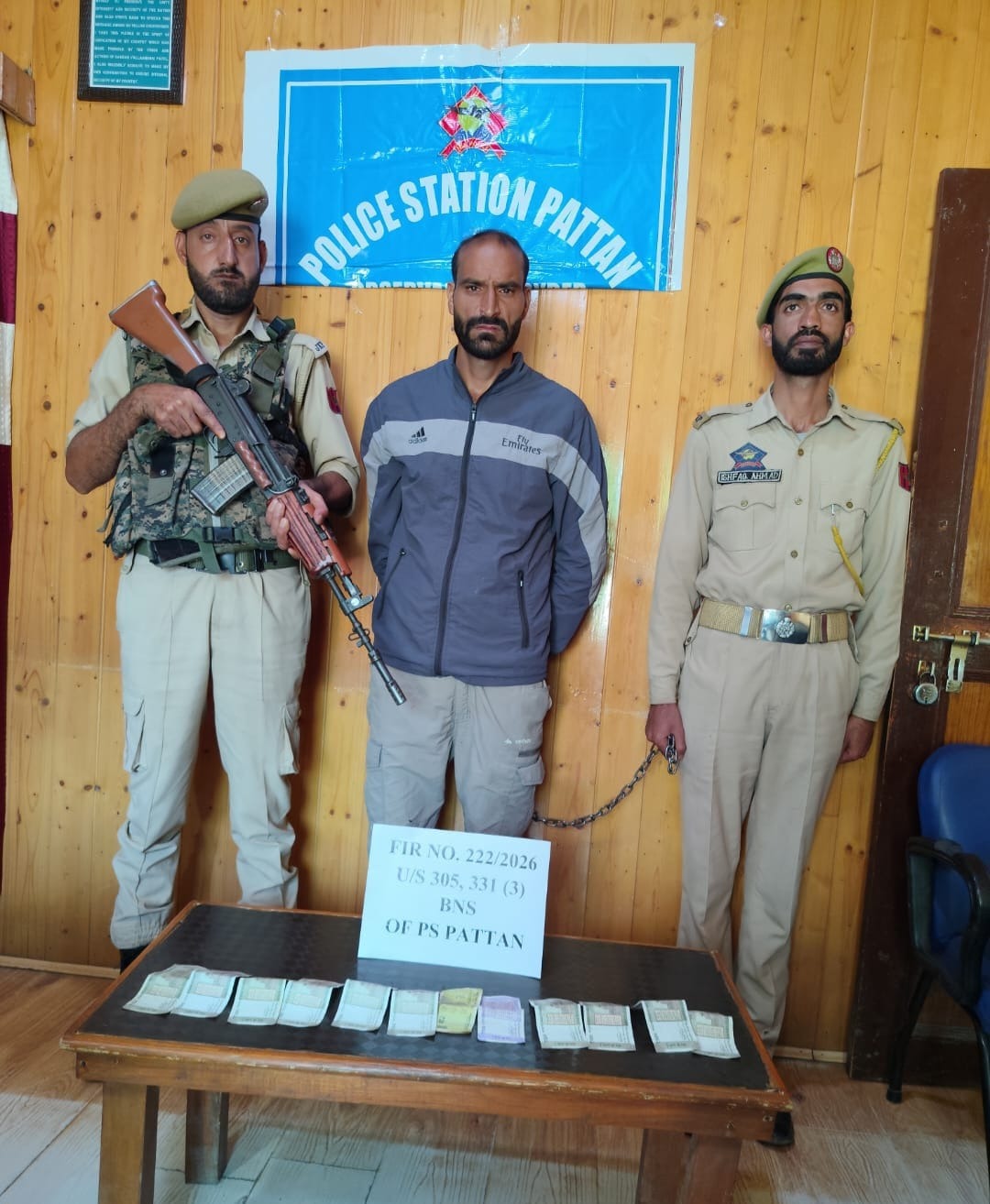 J&K Police Crack Khidmat Centre theft case in Baramulla; Accused Arrested