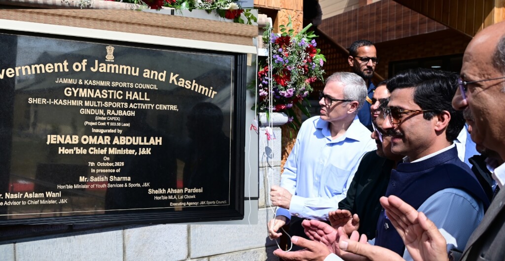 CM Omar Abdullah inaugurates ₹30.35 Crore sports facility at Gindun Rajbagh