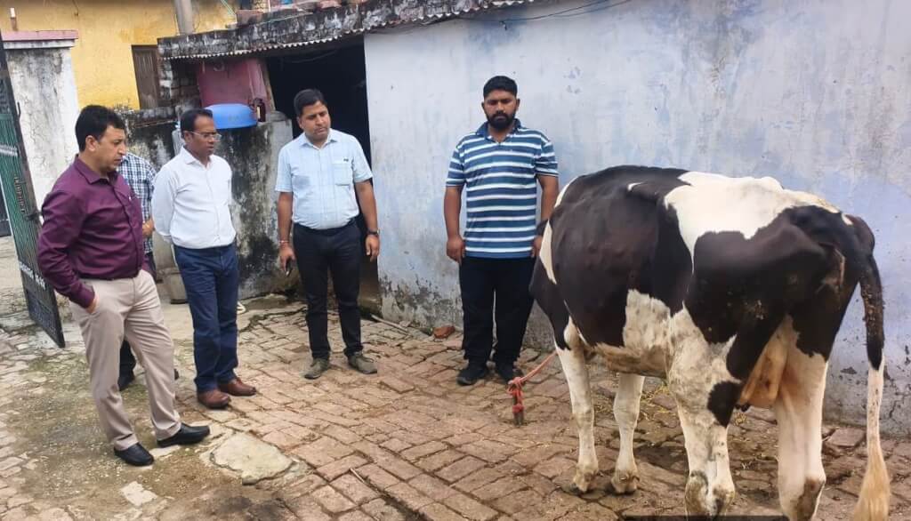 Central Team reviews Lumpy Skin Disease situation in J&K