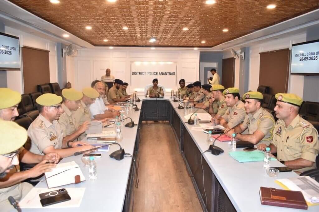 SSP Anantnag chairs Ops & crime review meeting at DPO Anantnag SSP Anantnag chairs Ops crime review meeting at DPO Anantnag